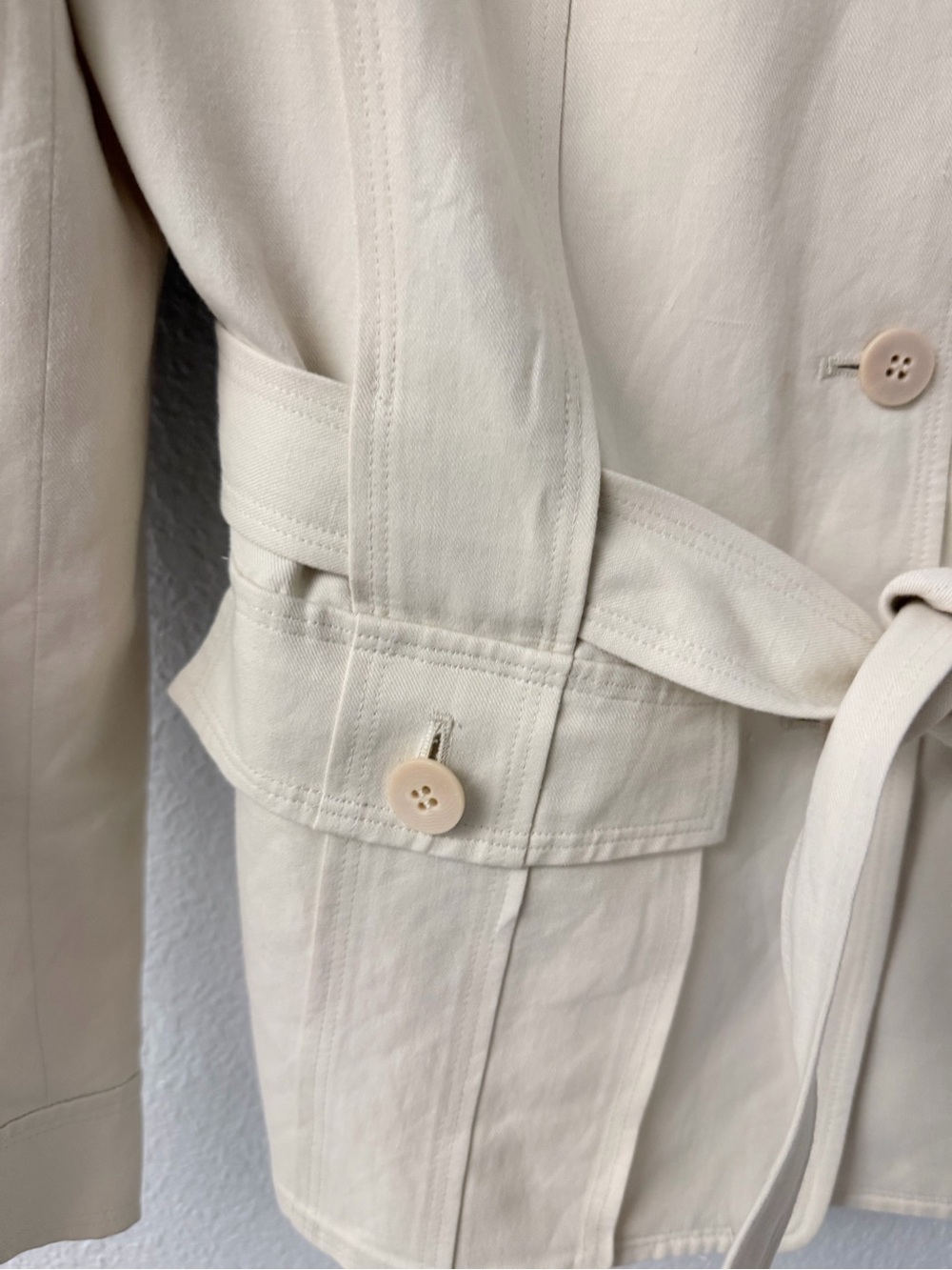 Talbots Cream Italian Blend Tie-Waist Blazer Size 6 - Picture 4 of 9